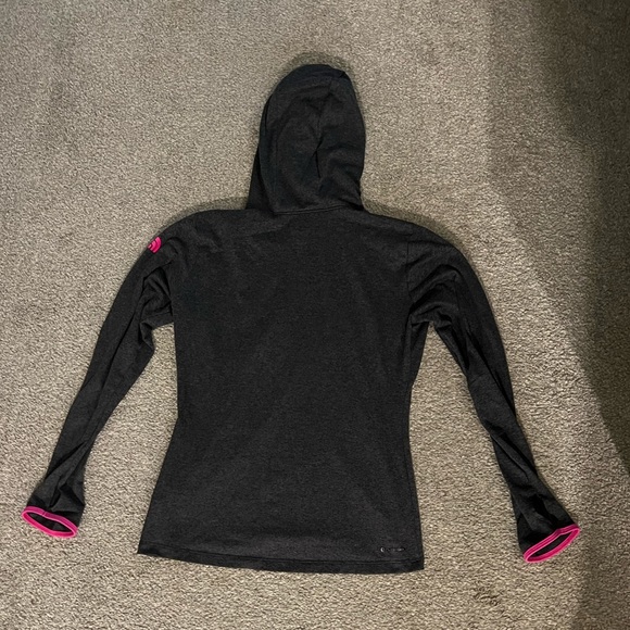 The North Face 2015 Boston Marathon Hooded Long Sleeve - Picture 2 of 11